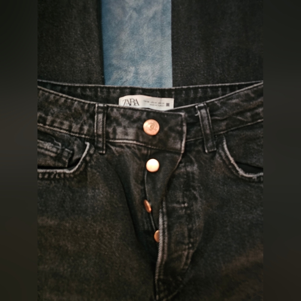 Zara High Rise Black Ripped Jeans - Picture 7 of 15